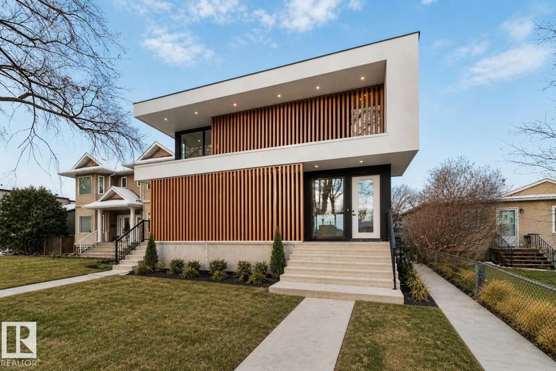 7538 80 AV NW, Edmonton, Alberta, T6C0S4, Edmonton, Alberta — photo 1 of 5