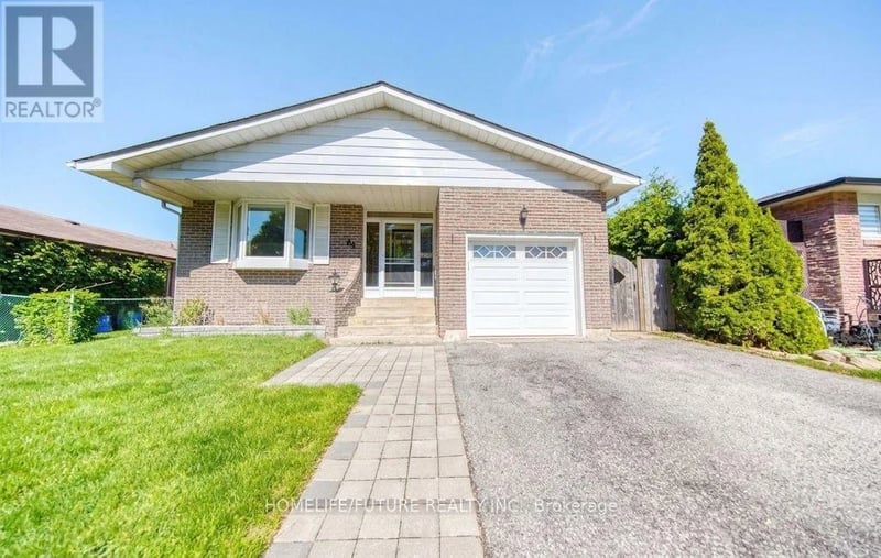 #Main 88 Clover Ridge Drive West, Ajax (South West), Ontario, L1S3E8, Ajax (South West), Ontario — photo 1 of 5