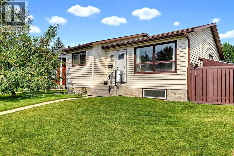 40 River Valley Crescent Southeast, Calgary, Alberta, T2C3J8, Calgary, Alberta — photo 1 of 5