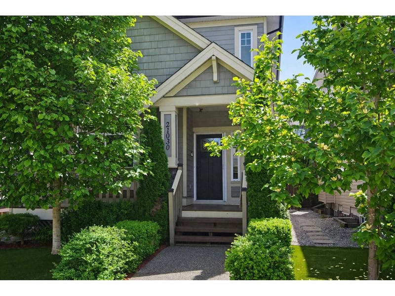 21030 80A Avenue, Langley, British Columbia, V2Y0J4, Langley, British Columbia — photo 1 of 5