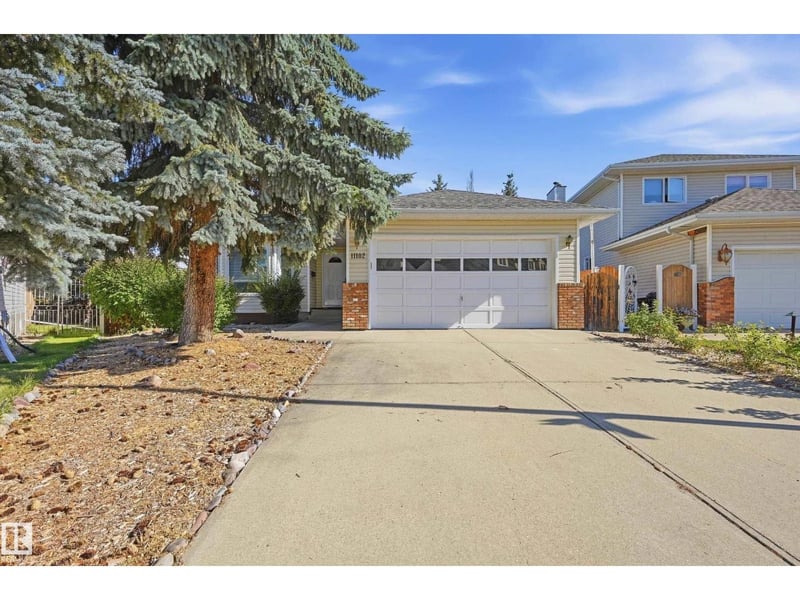 11102 11A AV NW, Edmonton, Alberta, T6J6R9, Edmonton, Alberta — photo 1 of 5