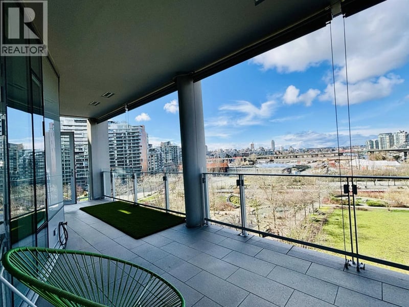 #604 1616 COLUMBIA Street, Vancouver, British Columbia, V5Y0B7, Vancouver, British Columbia — photo 1 of 5
