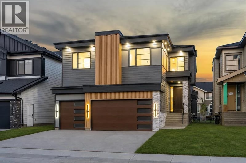 135 South Shore Road, Chestermere, Alberta, T1X3G2, Chestermere, Alberta — photo 1 of 5