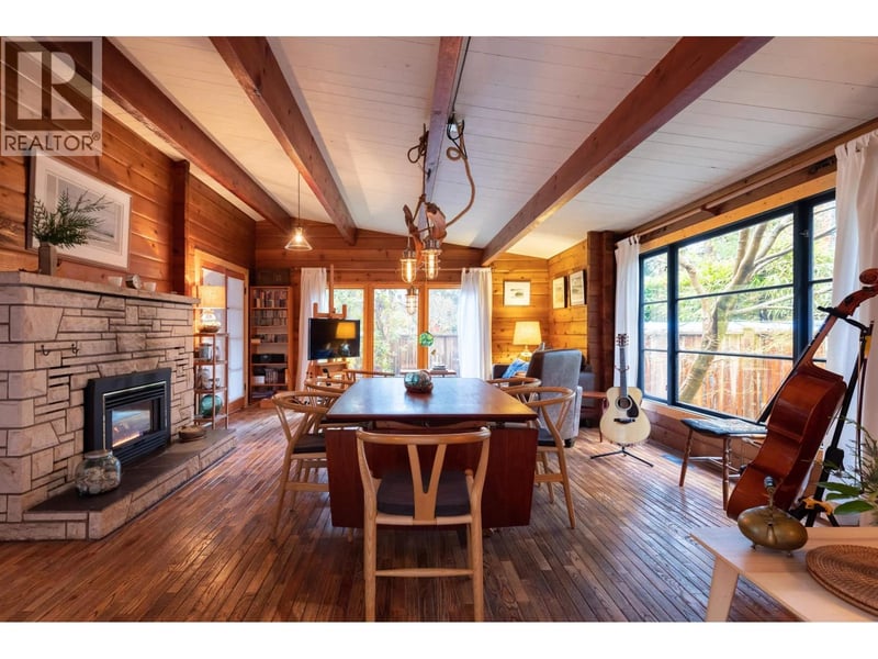 5817 EAGLE Island, West Vancouver, British Columbia, V7W1V6, West Vancouver, British Columbia — photo 1 of 5