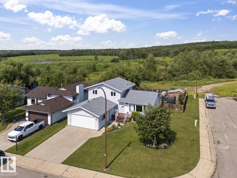 4102 54 AV, Cold Lake, Alberta, T9M2A3, Cold Lake, Alberta — photo 1 of 5