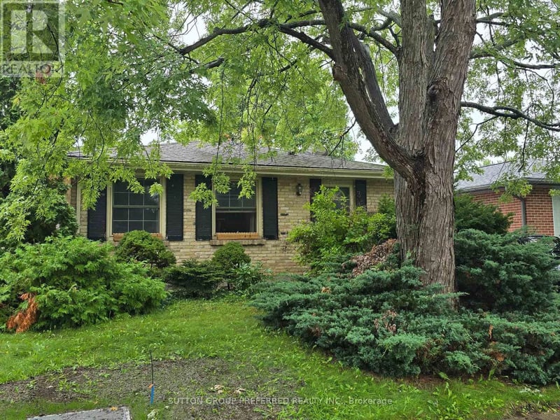 383 Ferndale Avenue, London South (South Q), Ontario, N6C2Y9, London South (South Q), Ontario — photo 1 of 5