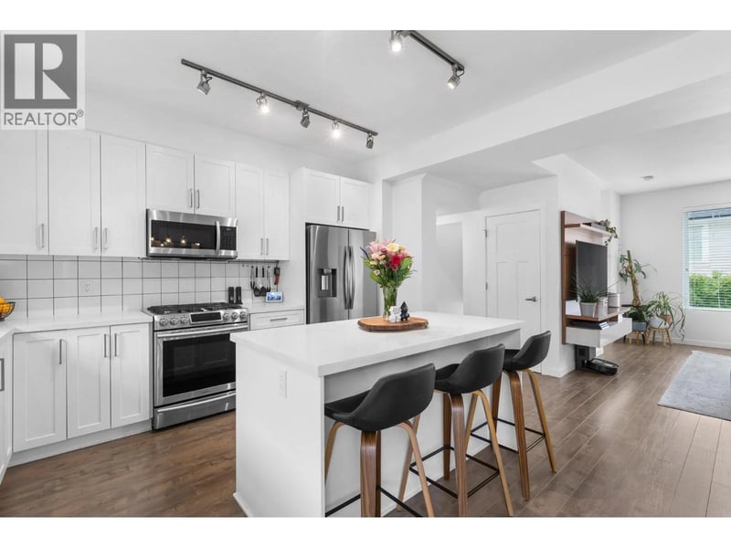 #11 11272 240 Street, Maple Ridge, British Columbia, V2W0J8, Maple Ridge, British Columbia — photo 1 of 5