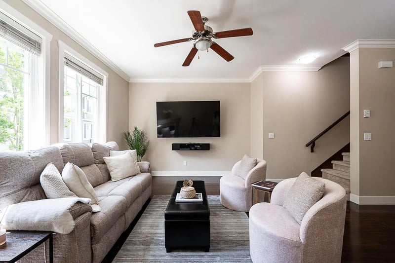 #33 15399 GUILDFORD Drive, Surrey, British Columbia, V3R7C6, Surrey, British Columbia — photo 1 of 5