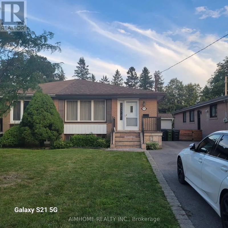 55 Santa Barbara Road, Toronto (Willowdale West), Ontario, M2N2C3, Toronto (Willowdale West), Ontario — photo 1 of 5
