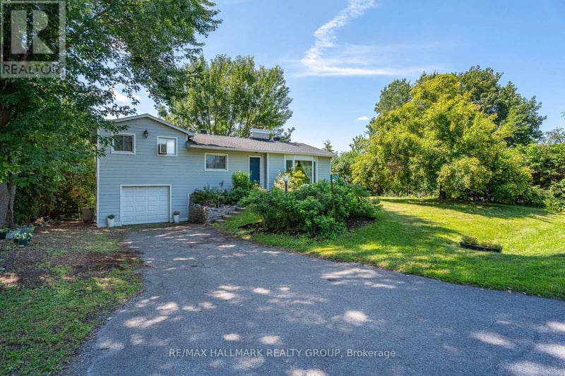 5290 Driscoll Drive, Ottawa, Ontario, K4M1E6, Ottawa, Ontario — photo 1 of 5