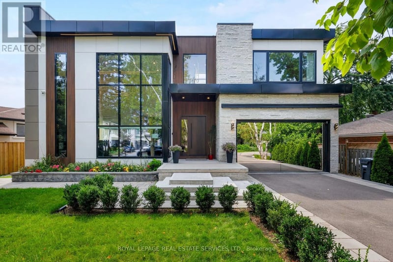564 Stonecliffe Road, Oakville (WO West), Ontario, L6L4N9, Oakville (WO West), Ontario — photo 1 of 5
