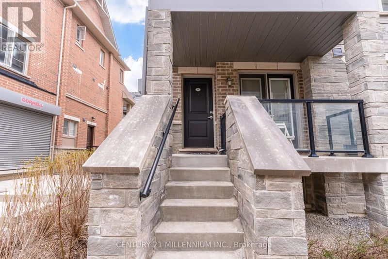 #30 200 Veterans Drive, Brampton (Northwest Brampton), Ontario, L7A4S6, Brampton (Northwest Brampton), Ontario — photo 1 of 5
