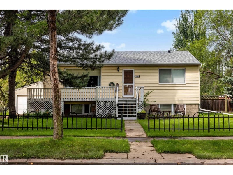 12348 128 ST NW, Edmonton, Alberta, T5L1C7, Edmonton, Alberta — photo 1 of 5