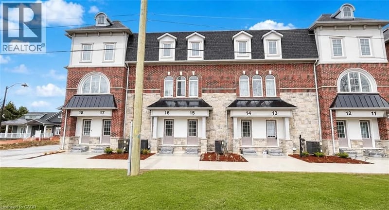#15 677 PARK Road North, Brantford, Ontario, N3R0A2, Brantford, Ontario — photo 1 of 5