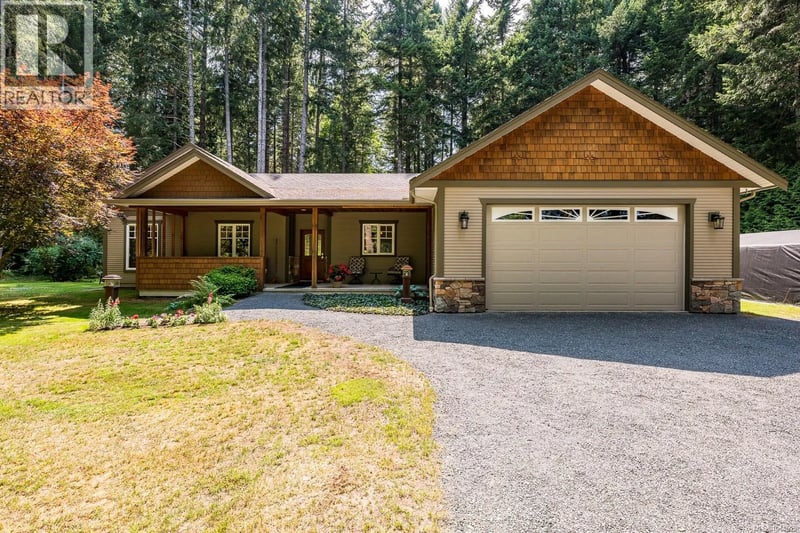 307 Bates Drive, Fanny Bay, British Columbia, V0R1W0, Fanny Bay, British Columbia — photo 1 of 5