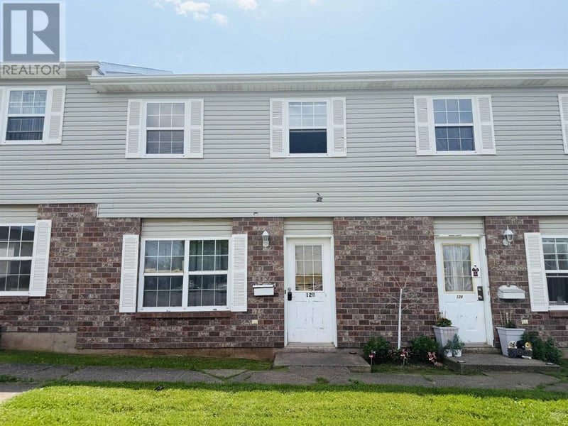 ##102 12B BROWNS Court, Charlottetown, Prince Edward Island, C1A9H3, Charlottetown, Prince Edward Island — photo 1 of 2