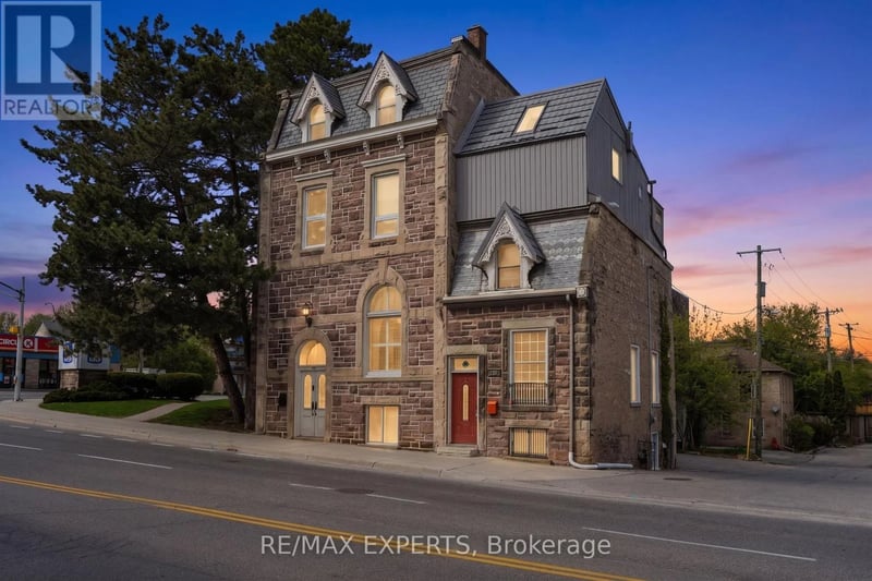 130 ST DAVID Street South, Centre Wellington (Fergus), Ontario, N1M2L3, Centre Wellington (Fergus), Ontario — photo 1 of 5