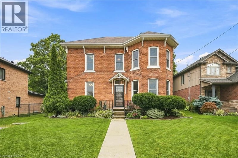 22 MUNSEE Street South, Cayuga, Ontario, N0A1E0, Cayuga, Ontario — photo 1 of 5