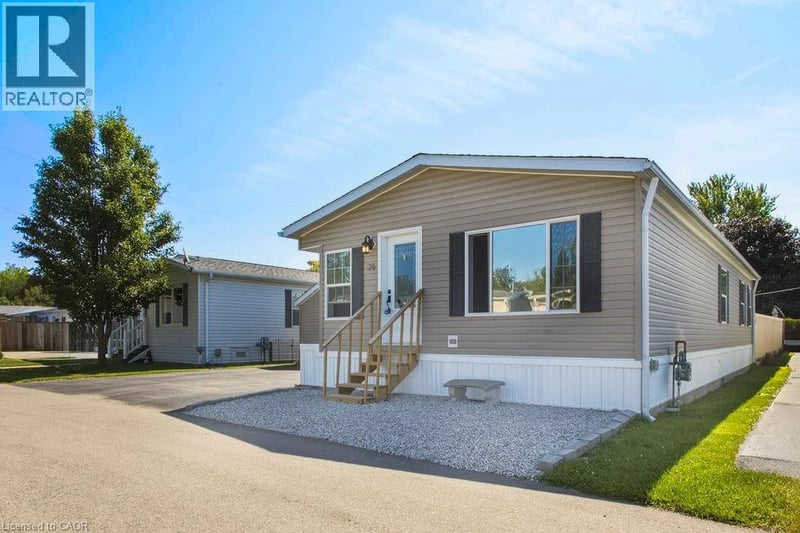 26 ELM Street, Puslinch, Ontario, N0B2J0, Puslinch, Ontario — photo 1 of 5