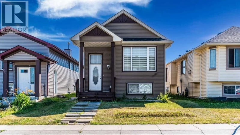 247 Taracove Estate Drive Northeast, Calgary, Alberta, T3J4R5, Calgary, Alberta — photo 1 of 5