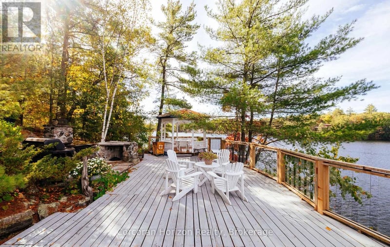 566 Hungry Bay Road West, Georgian Bay (Baxter), Ontario, L0K1S0, Georgian Bay (Baxter), Ontario — photo 1 of 5