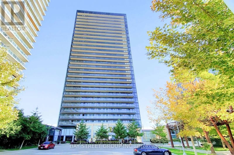 #Ph02 33 Singer Court, Toronto (Bayview Village), Ontario, M2K0B4, Toronto (Bayview Village), Ontario — photo 1 of 5