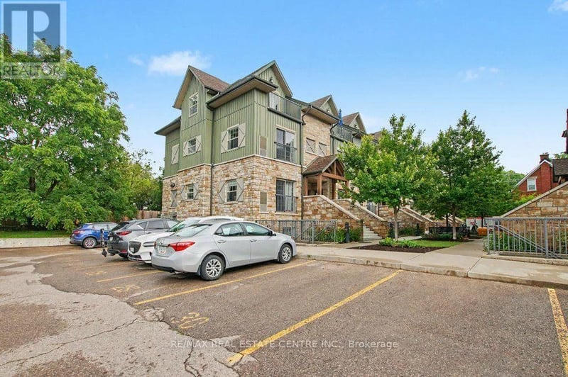 #B105 112 Union Street East, Waterloo, Ontario, N2J1C5, Waterloo, Ontario — photo 1 of 5