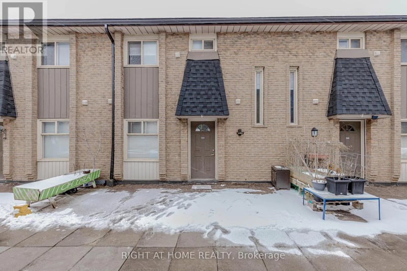 #3 40 Rexdale Boulevard, Toronto (Rexdale-Kipling), Ontario, M9W5Z3, Toronto (Rexdale-Kipling), Ontario — photo 1 of 5
