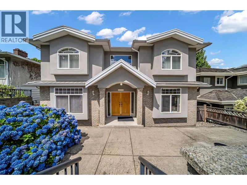 4049 CURLE Avenue, Burnaby, British Columbia, V5G2Z2, Burnaby, British Columbia — photo 1 of 5