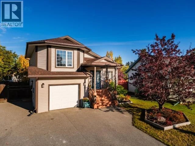 11 LAZULITE DRIVE, Whitehorse, Yukon, Y1A6A5, Whitehorse, Yukon — photo 1 of 5