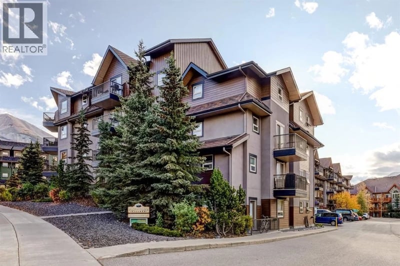 186 Kananaskis Way, Canmore, Alberta, T1W0A2, Canmore, Alberta — photo 1 of 5