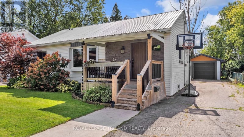 205 Erie Street, St. Thomas, Ontario, N5R2N7, St. Thomas, Ontario — photo 1 of 5
