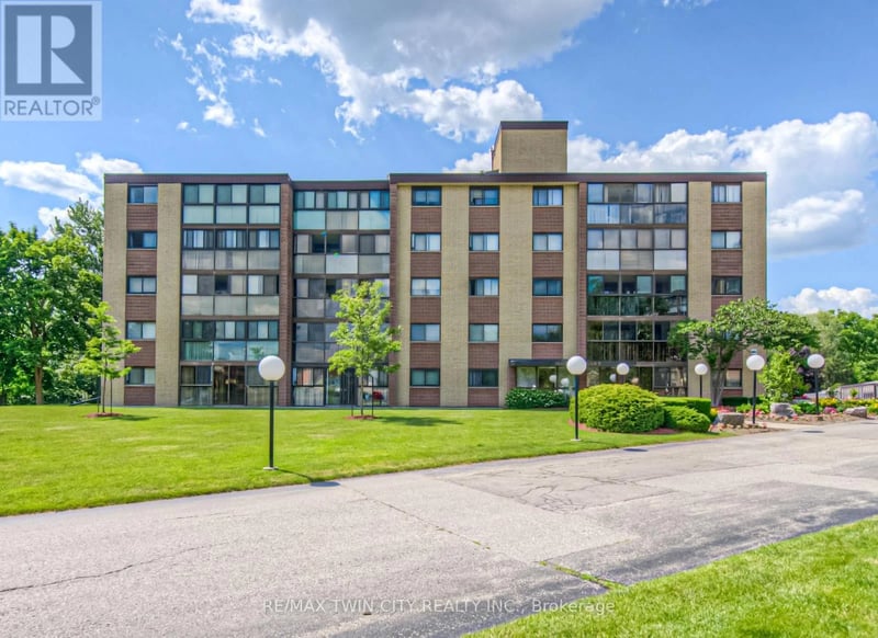 #205 380 Champlain Boulevard, Cambridge, Ontario, N1R7J6, Cambridge, Ontario — photo 1 of 5