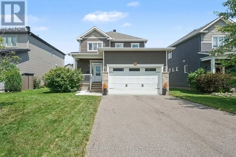 640 Bruxelles Street, Russell, Ontario, K0A1W0, Russell, Ontario — photo 1 of 5