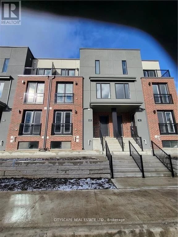 #41 99 Rogers Street, Waterloo, Ontario, N2J1A4, Waterloo, Ontario — photo 1 of 5