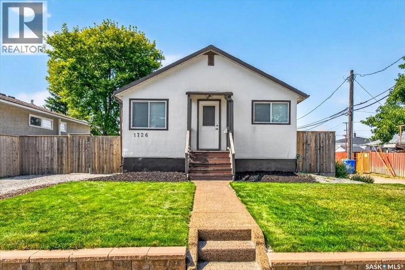 1726 Rothwell STREET, Regina, Saskatchewan, S4N2B9, Regina, Saskatchewan — photo 1 of 5