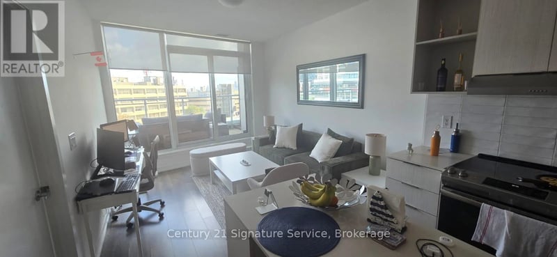 #307 2520 Eglinton Avenue West, Mississauga (Central Erin Mills), Ontario, L5M0Y2, Mississauga (Central Erin Mills), Ontario — photo 1 of 5