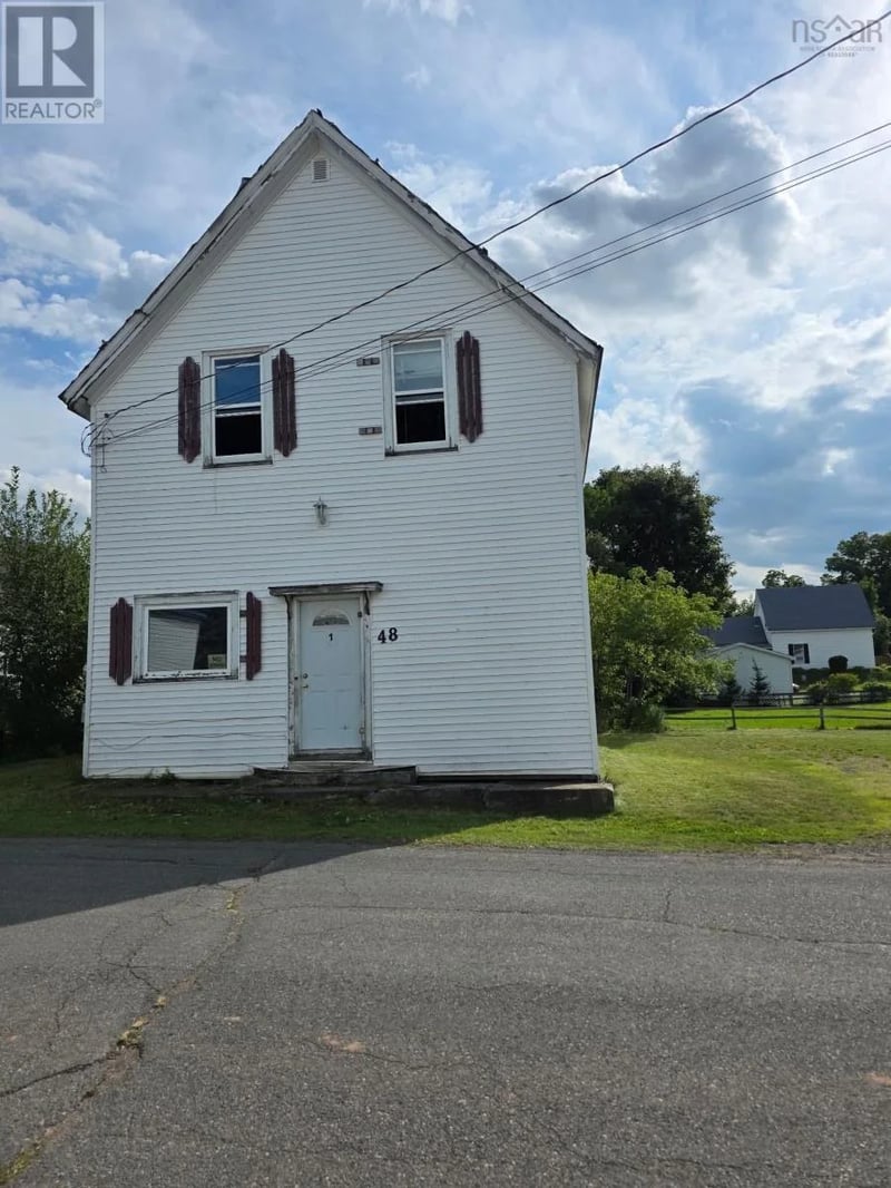 48 Ellis Street, Oxford, Nova Scotia, B0M1P0, Oxford, Nova Scotia — photo 1 of 5