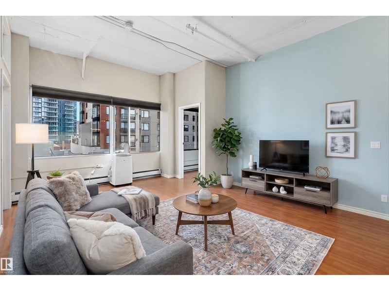 #506 10179 105 ST NW, Edmonton, Alberta, T5J3N1, Edmonton, Alberta — photo 1 of 5