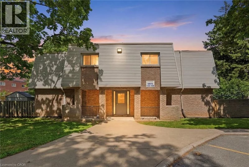 #156 17 OLD PINE Trail, St. Catharines, Ontario, L2M6P9, St. Catharines, Ontario — photo 1 of 5