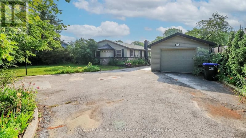 21 Sunnidale Road, Wasaga Beach, Ontario, L9Z2M5, Wasaga Beach, Ontario — photo 1 of 5