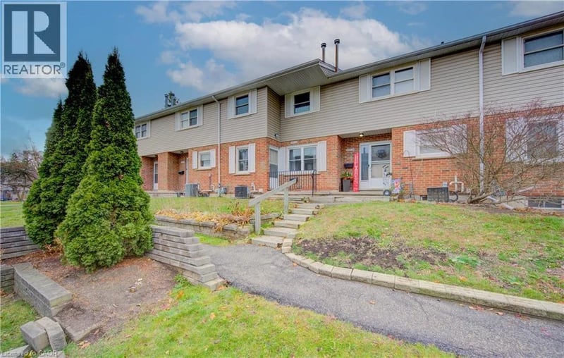#3 440 PIONEER Drive, Kitchener, Ontario, N2P1H6, Kitchener, Ontario — photo 1 of 5