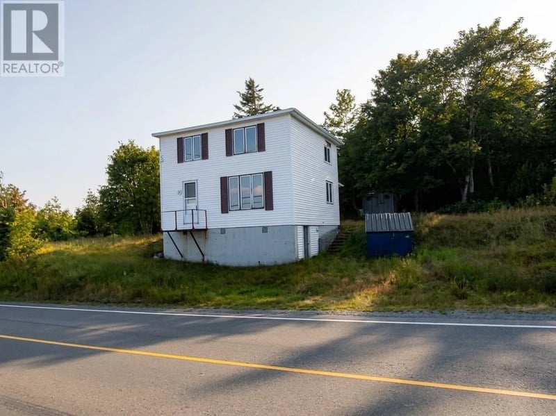 31 MAIN Road, COLLIERS, Newfoundland & Labrador, A0A1Y0, COLLIERS, Newfoundland & Labrador — photo 1 of 5