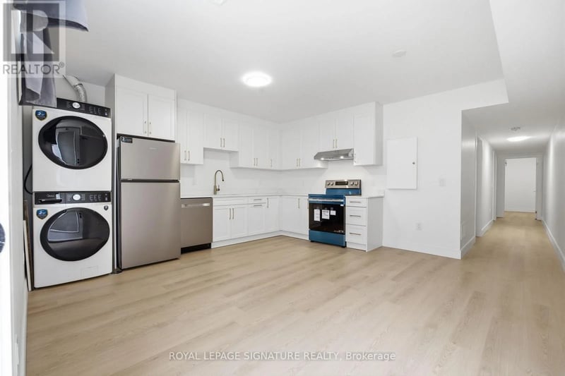 #1B 53 Bishop Avenue, Toronto (Newtonbrook East), Ontario, M2M1Z4, Toronto (Newtonbrook East), Ontario — photo 1 of 5