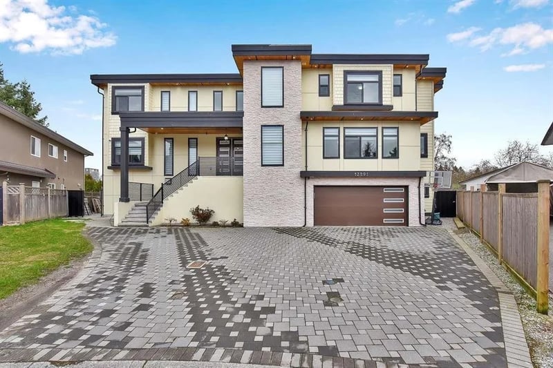 13291 MELVILLE Place, Surrey, British Columbia, V3V6Z1, Surrey, British Columbia — photo 1 of 5