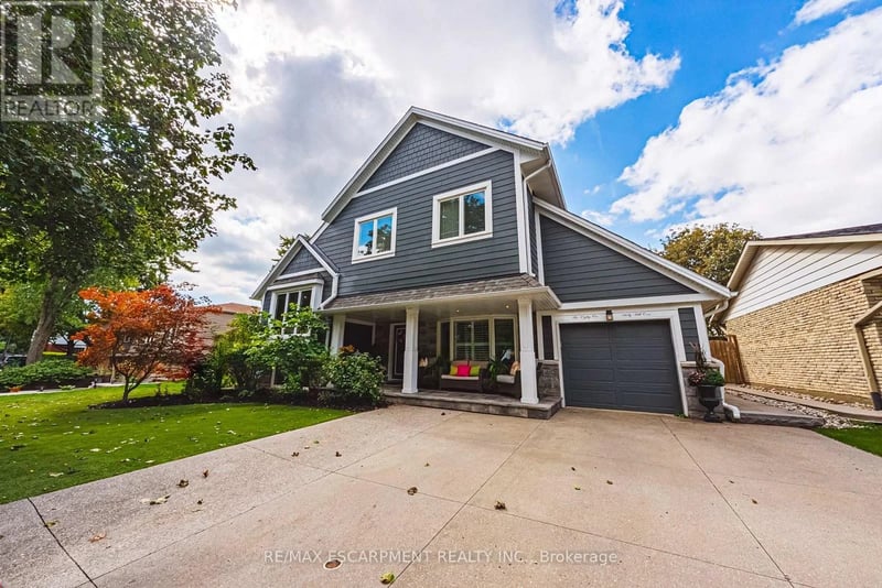 581 HOLLY HILL Crescent, Burlington (Freeman), Ontario, L7R2G4, Burlington (Freeman), Ontario — photo 1 of 5