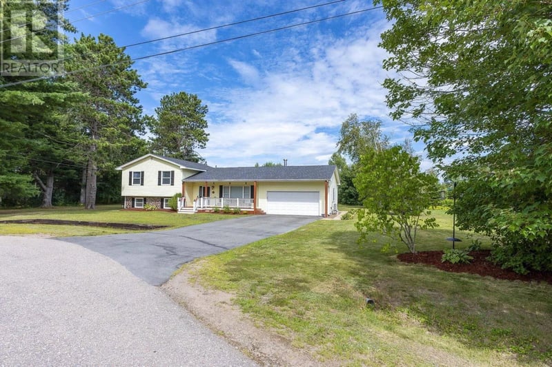 84 Pine Court, Wilmot, Nova Scotia, B0P1R0, Wilmot, Nova Scotia — photo 1 of 5