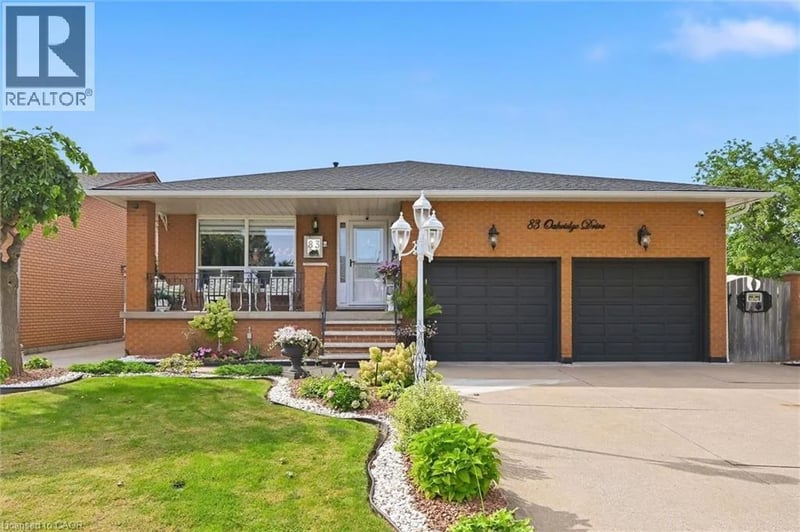 83 OAKRIDGE Drive, Stoney Creek, Ontario, L8G4P7, Stoney Creek, Ontario — photo 1 of 5