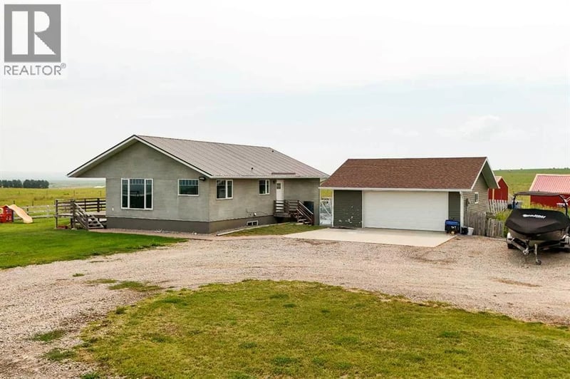 25021 Rge Rd 254, Cardston, Alberta, T0K0K0, Cardston, Alberta — photo 1 of 5