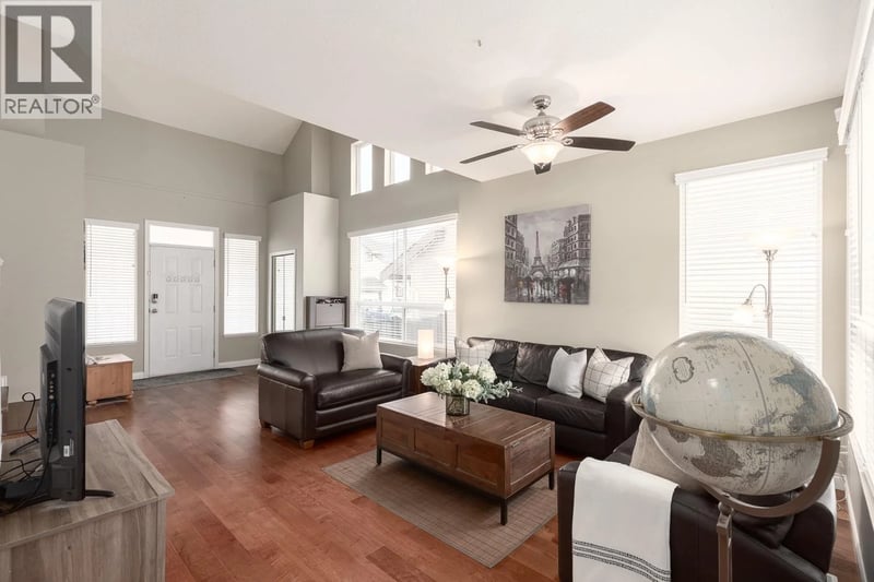 11891 ORCHARD Lane, Pitt Meadows, British Columbia, V3Y2S6, Pitt Meadows, British Columbia — photo 1 of 5